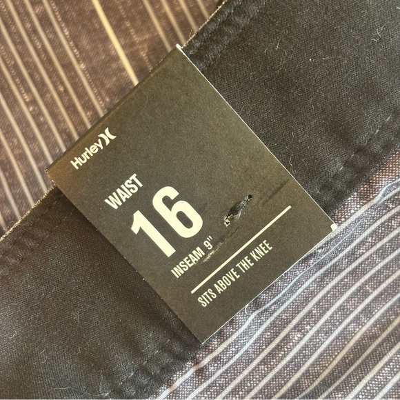 HURLEY Boys Black Striped Swim Shorts Board Shorts Size 16 28” Inseam 9” NWT - Picture 7 of 15